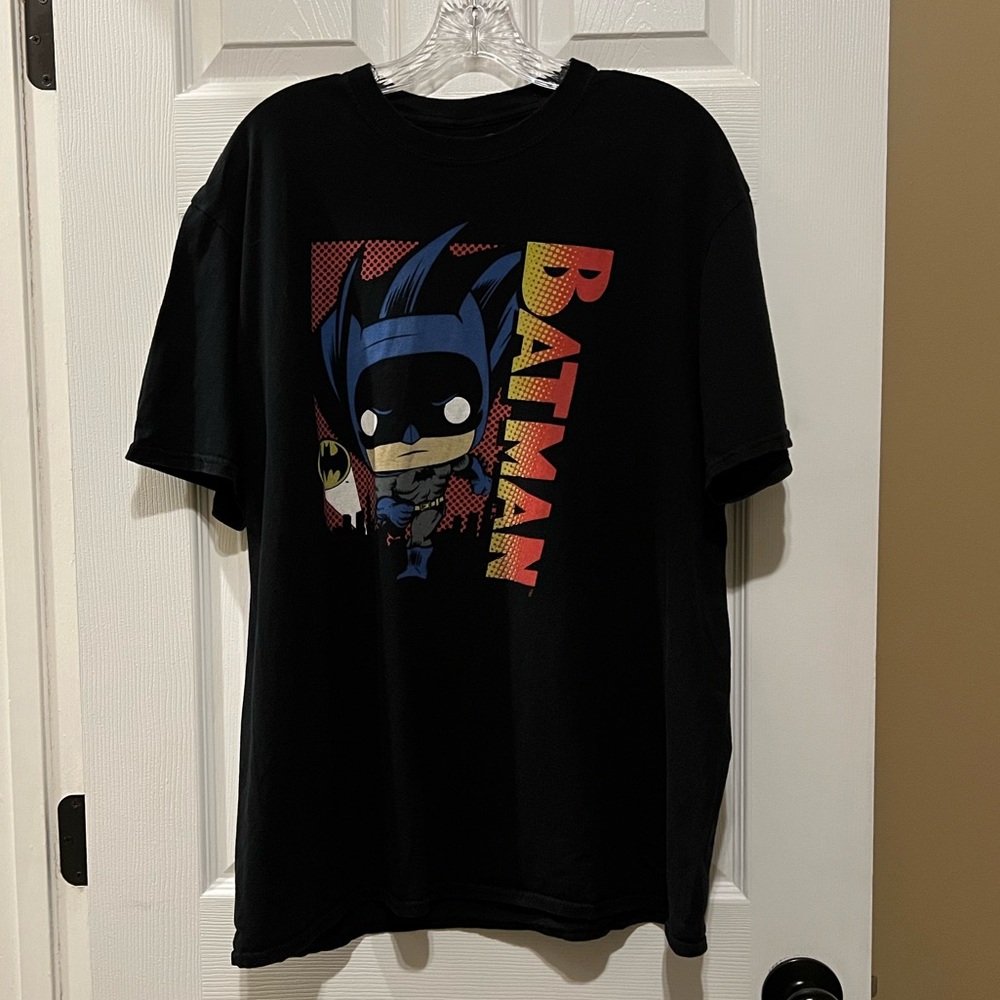 Funko Pop! Tee DC Comics - The Caped Crusader Batman T-Shirt Size XL, Black